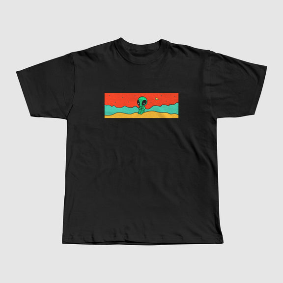 Alienated Oversized Tee - DREAM Clothing 